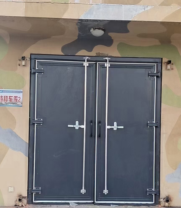 高昌工业平开门