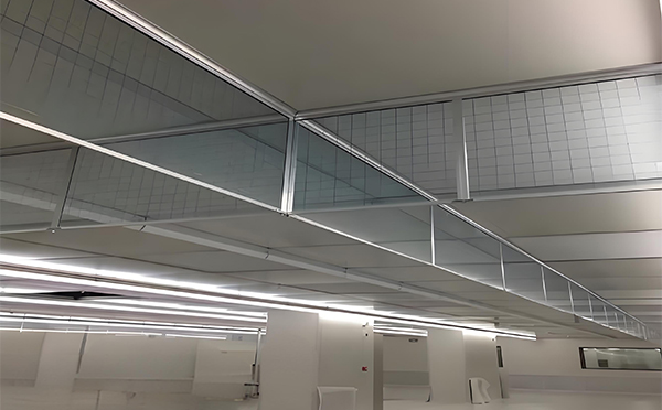 高昌玻璃挡烟垂壁