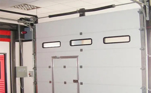 高昌工业提升门的安装方法